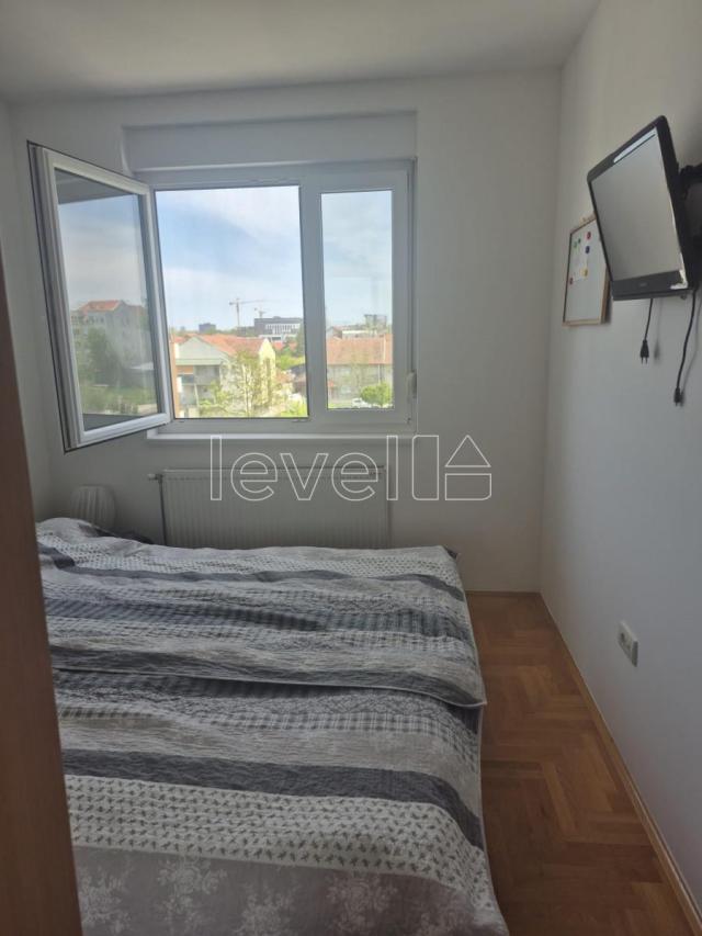 NOVI SAD - TELEP SEVERNI - 60.00 m2