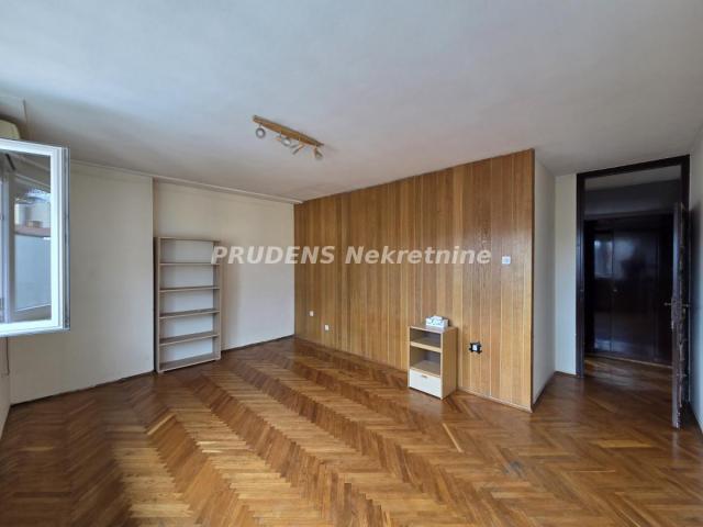CENTAR - 4.0, 114m2, uknjižen, odmah useljv
