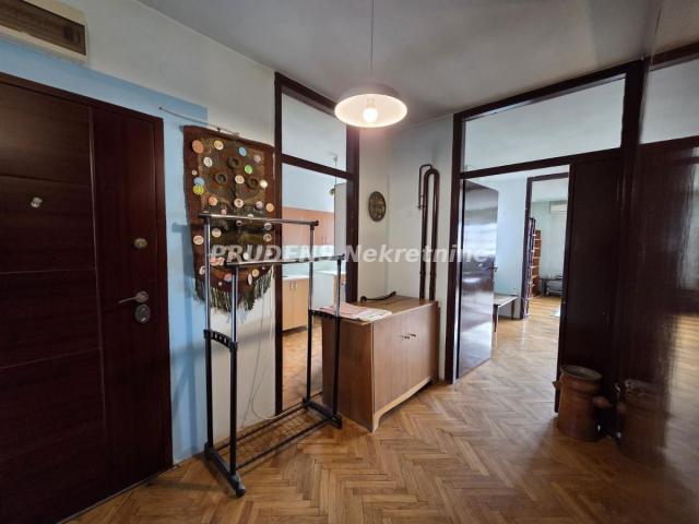 CENTAR - 4.0, 114m2, uknjižen, odmah useljv