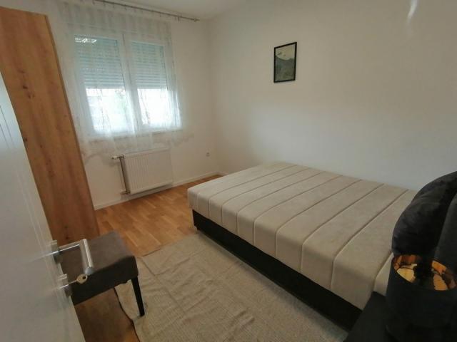 Nov neuseljavan dvosoban stan 42m2, gas kalorimetri - Podbara