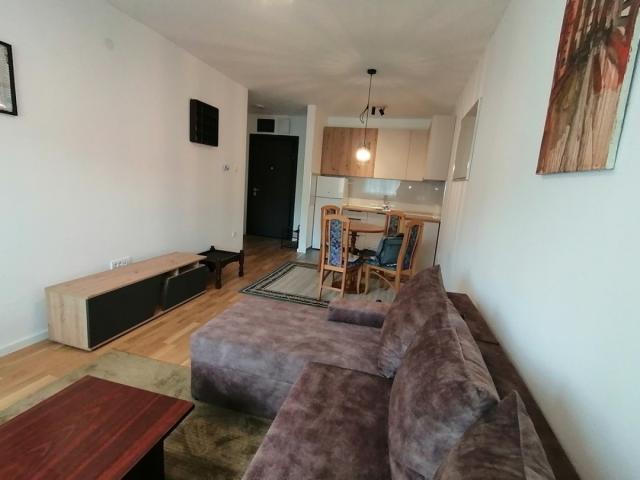 Nov neuseljavan dvosoban stan 42m2, gas kalorimetri - Podbara
