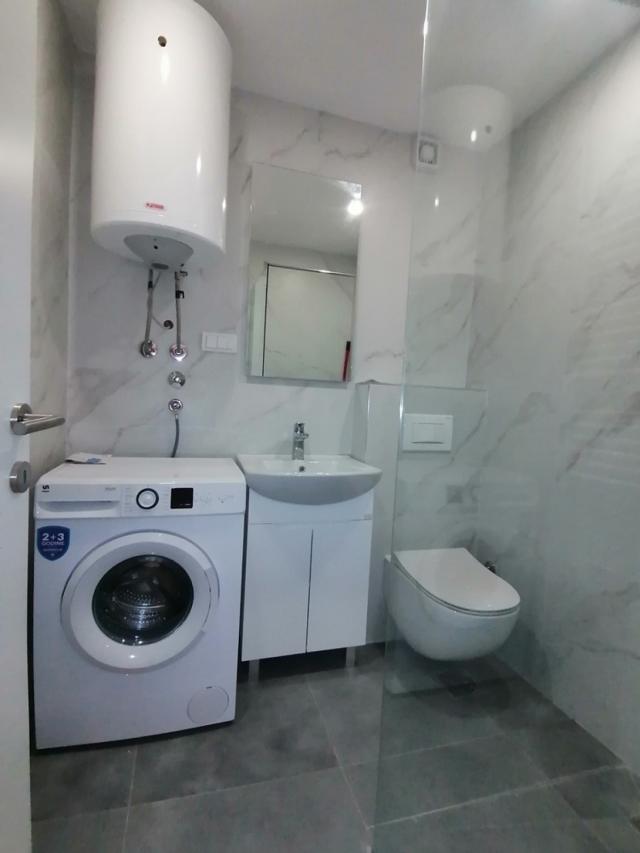 Nov neuseljavan dvosoban stan 42m2, gas kalorimetri - Podbara