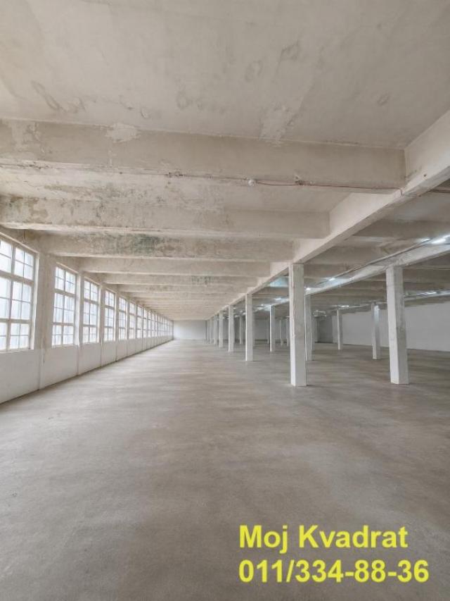 Ekskluzivna prodaja poslovnog prostora, 3720m²
