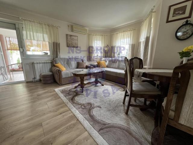 Porodična kuća 179m2 na placu od 406m2!