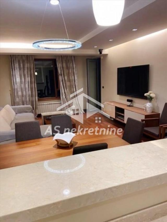 Izdavanje, Stan, Blok 11, Hotel Jugoslavija, Trešnjinog Cveta