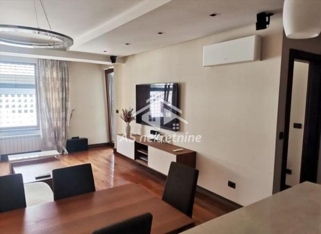 Izdavanje, Stan, Blok 11, Hotel Jugoslavija, Trešnjinog Cveta