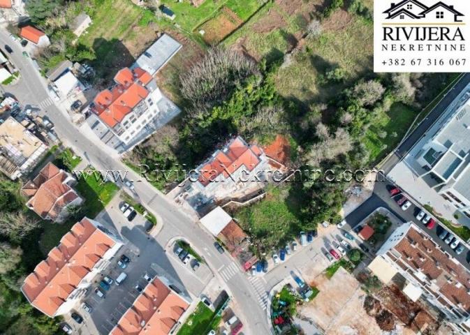 Prodaja poslovni prostor u Radovici Tivat