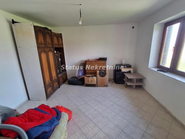 Futog-Uknjižena kuća 118 m2 na Velikom Placu 4770 m2 za Poslovanje i Biznis-065/385 8880