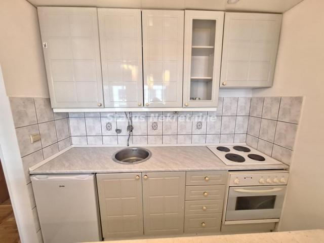 Garsonjera 26 m², Bulevar Oslobođenja, Novi Sad
