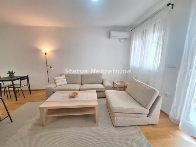 Dvosoban stan 46 m², Centar, Novi Sad, 2. sprat