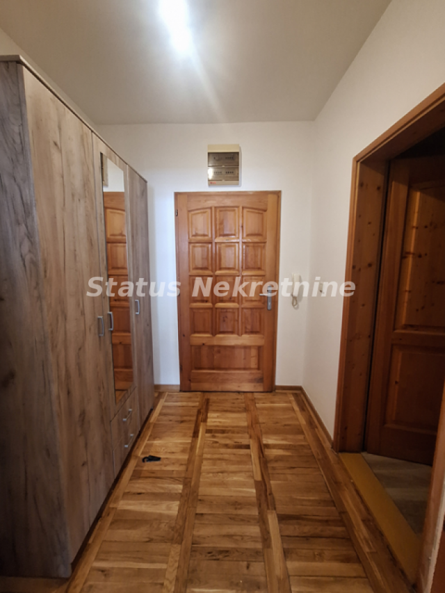 Garsonjera 26 m², Bulevar Oslobođenja, Novi Sad