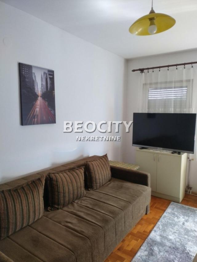 Novi Sad, Centar, Jovana Subotića, 1.5, 40m2, 350EUR