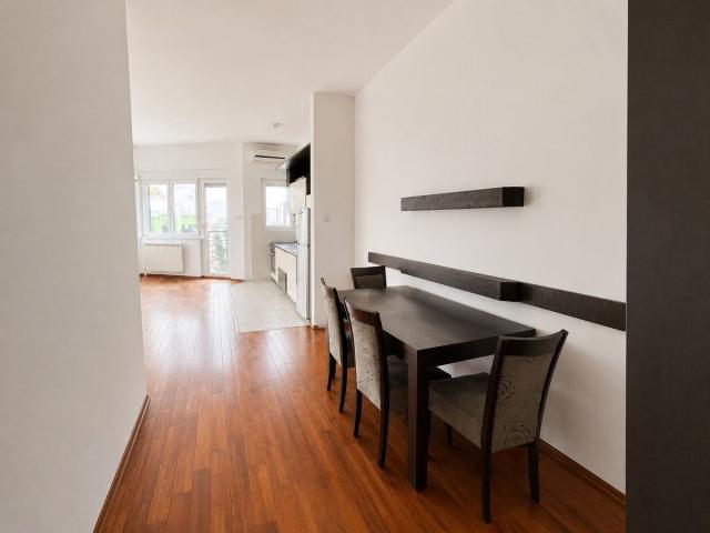 TELEP | BULEVAR EVROPE | 67m² | TROSOBAN | ODMAH USELJIV