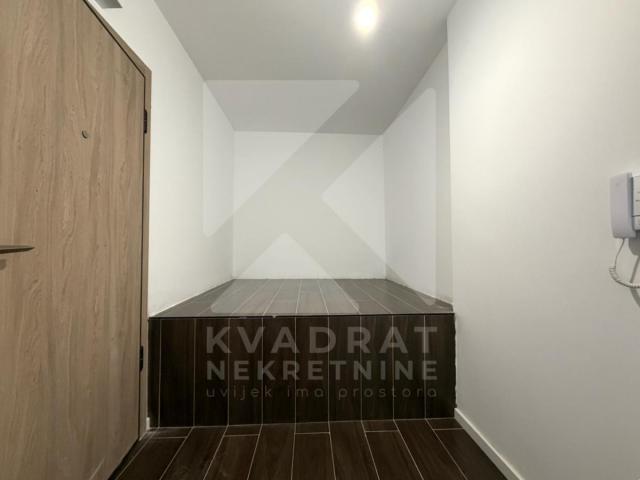 Prodaja, Jednosoban stan, Podgorica, Tološi, 50m2