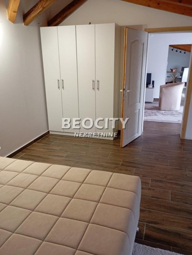 Novi Sad, Telep, Bogdan Šuputa , 2.0, 64m2, 400EUR