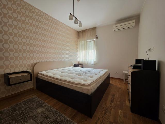  Dvosoban lijepo namješten stan, 70m², City kvart, Podgorica