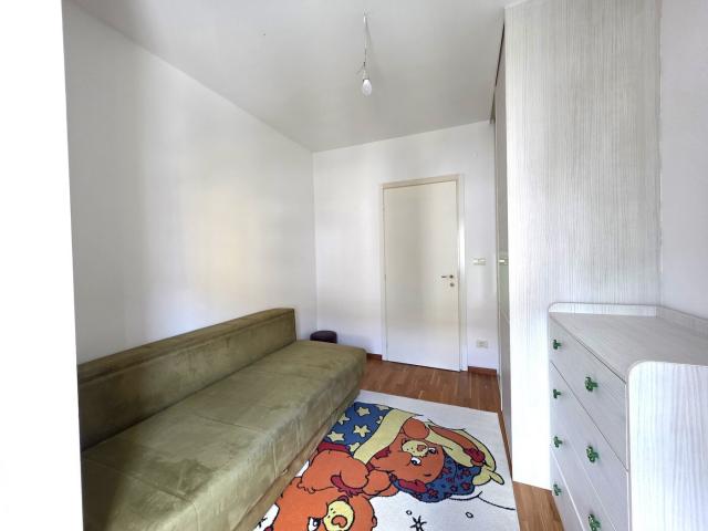  Dvosoban lijepo namješten stan, 70m², City kvart, Podgorica