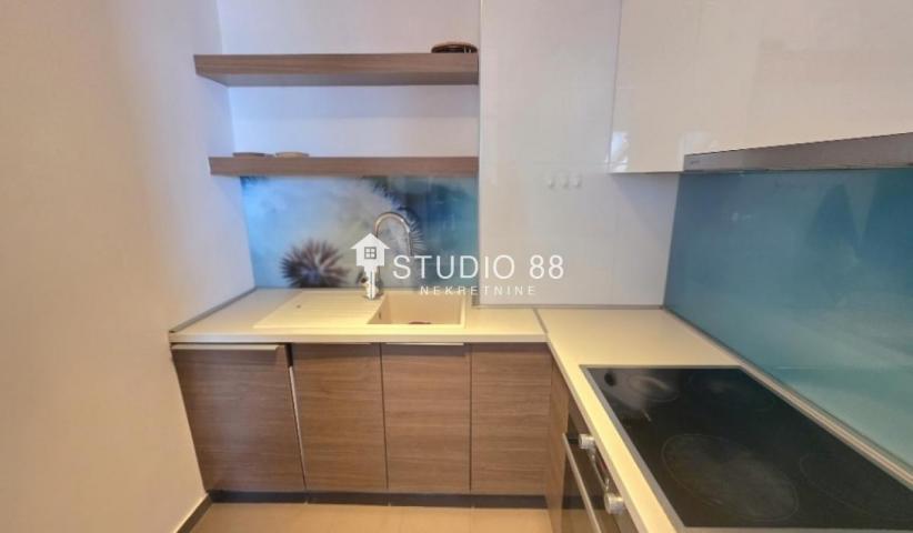 Prodaja, Stan, 753