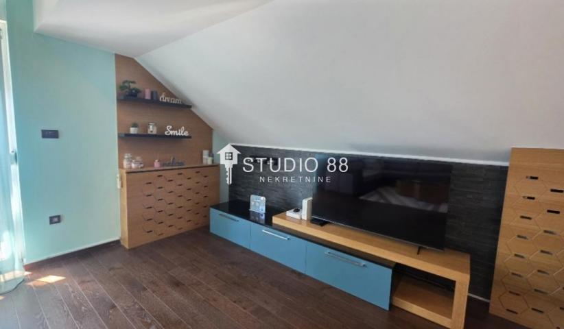 Prodaja, Stan, 753