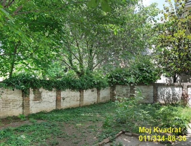 Palilula, Profesorska kolonija - Ljubomira Stojanovića, 84m2