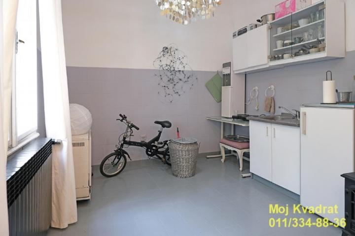 Palilula, Profesorska kolonija - Ljubomira Stojanovića, 84m2
