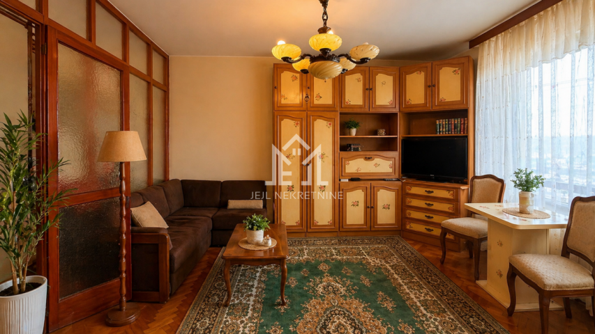 Odličan  dvosoban stan, 64m2, Promenada, Spens