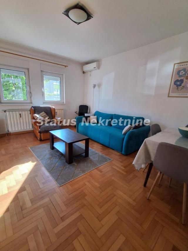 Jednoiposoban stan, 42 m², Novo Naselje, Novi Sad
