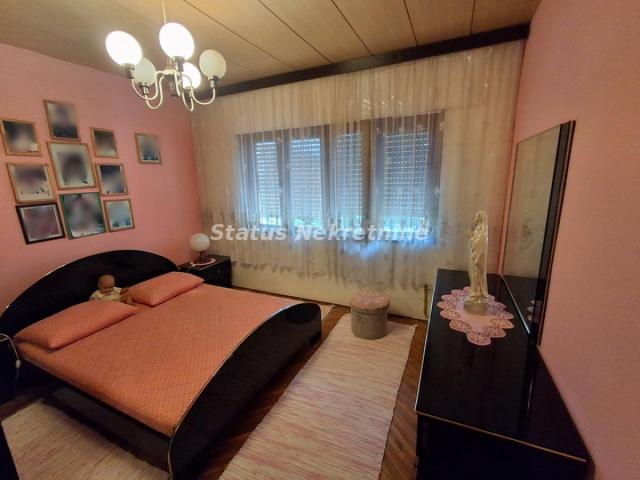 Futog-Porodična kuća 93 m2 na Lepom održavanom Dvorištu od 800 m2 u blizini Škole-065/385 8880