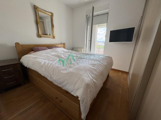 Izdavanje, Stan, 42m2 , Grbavica - Telep