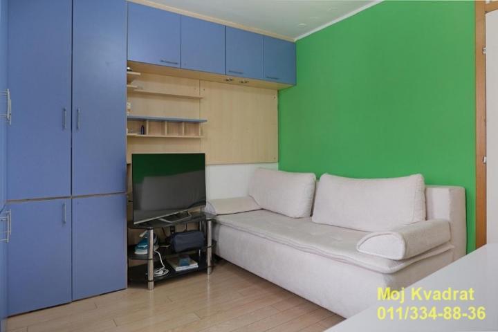 Zvezdara, Denkova bašta - Velikomoravska, 99m2