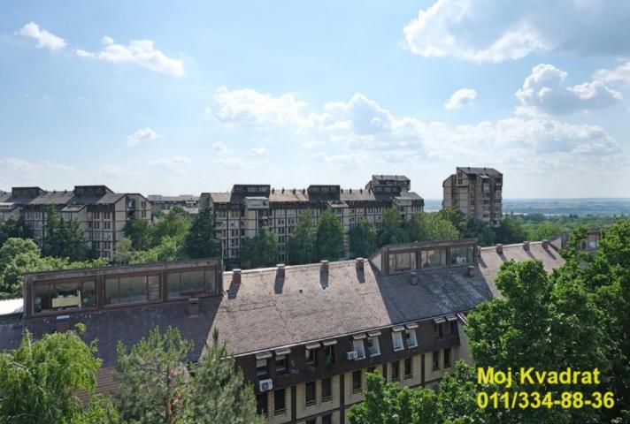 Čukarica, Cerak Vinogradi - Cerski venac, 83m2