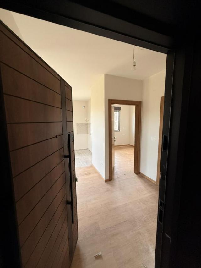 Stan sa pogledom na Zlatiboru, keš/kredit, OPIS