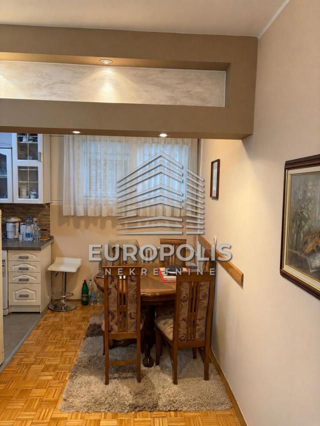 Sređen porodični stan u centru Borče ID#9550