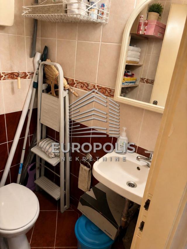 Sređen porodični stan u centru Borče ID#9550