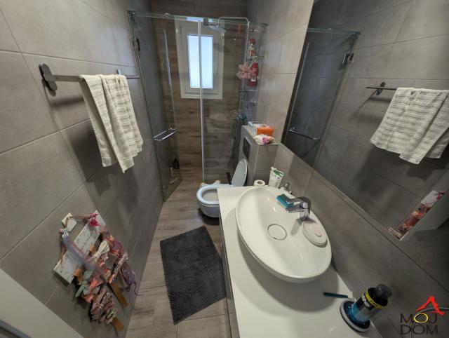 NOVI SAD - ADICE - KUćA - 158 m2 - 350,000€