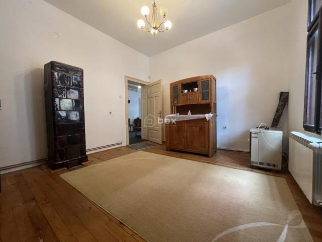 Poslovni prostor, 100m2, Centar (Kej)