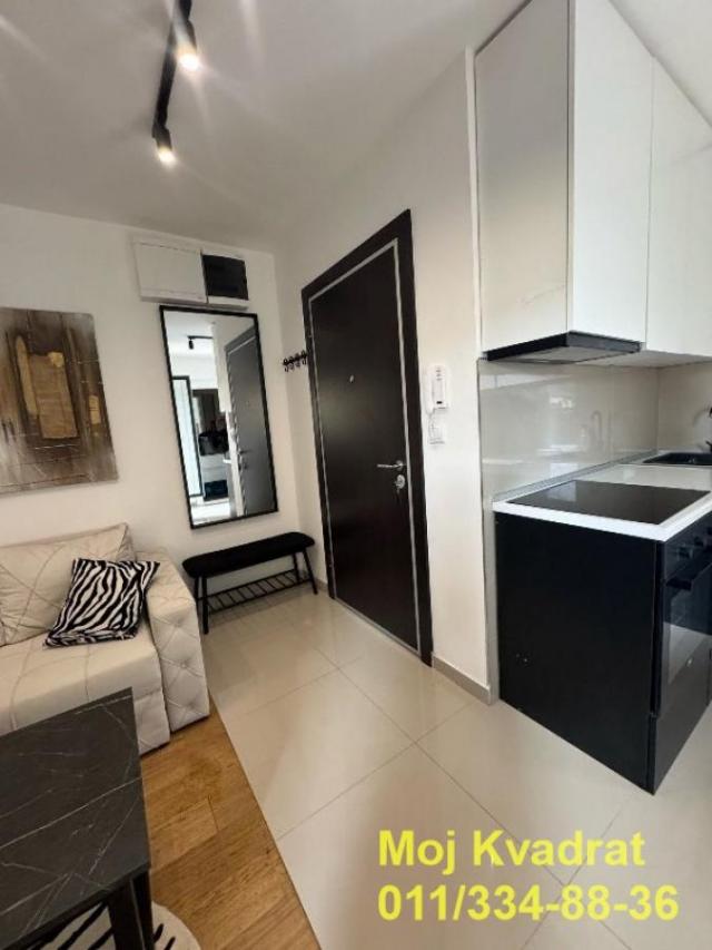 Zvezdara, Gradska bolnica - Svetog Nikole, 25m2+21m2 terasa