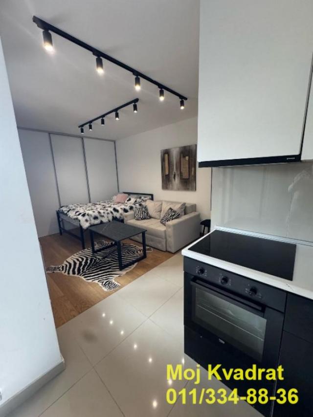 Zvezdara, Gradska bolnica - Svetog Nikole, 25m2+21m2 terasa