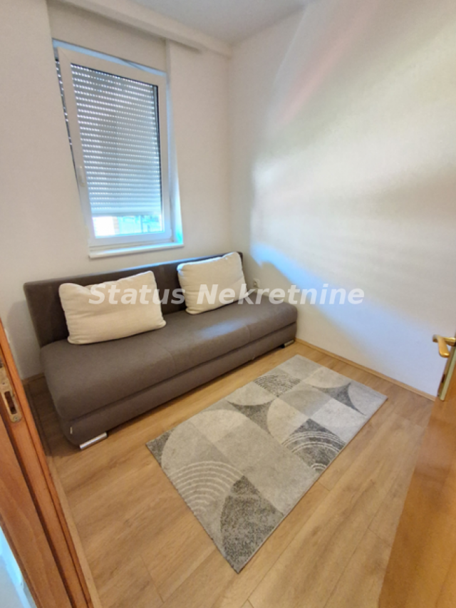 Jednoiposoban stan, 34 m², Nova Detelinara, Novi Sad, 2. sprat