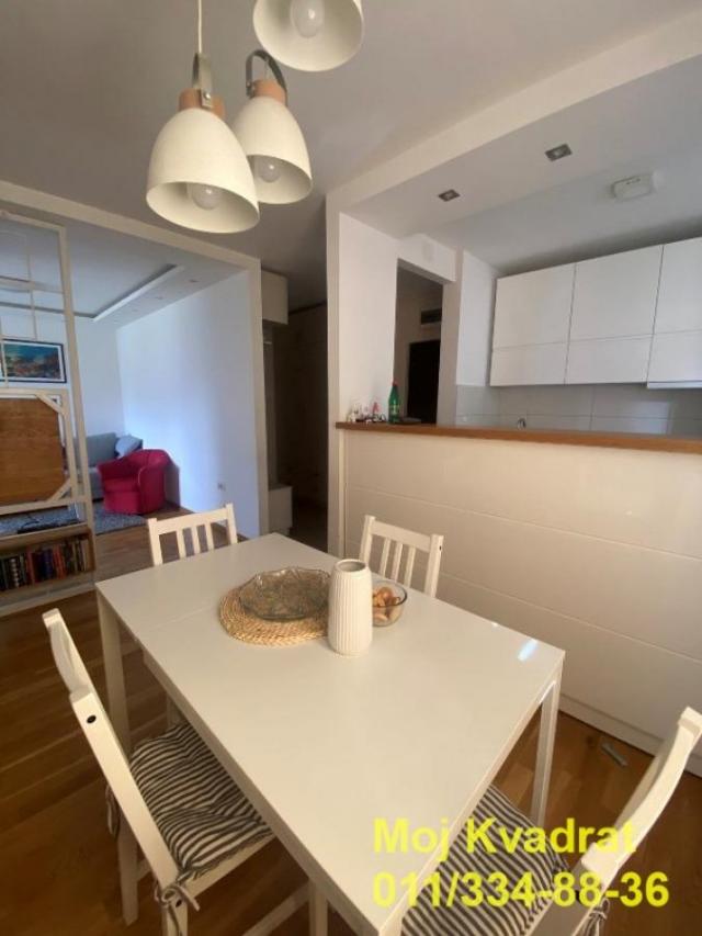 Čukarica, Cerak Vinogradi - Jasenova, 65m2