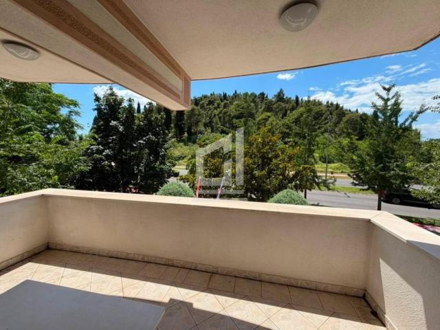 Poslovni prostor 150 m² na Izdavanje – Ljubović, Podgorica