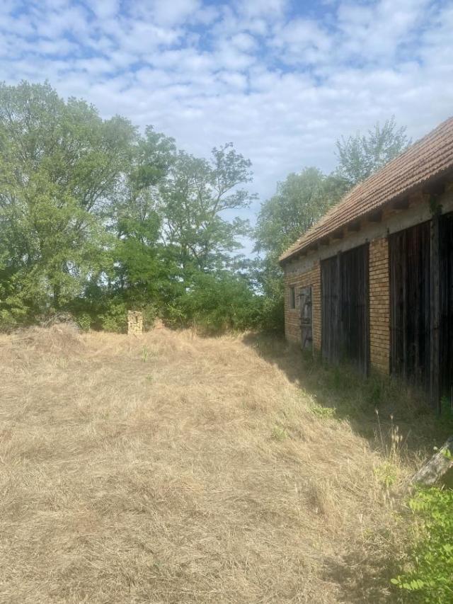 Idvor kuća na prodaju