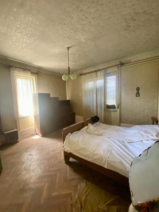 Debeljača kuća na prodaju