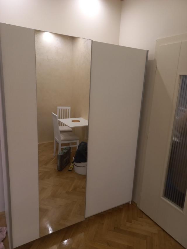ODLIČAN STAN BLIZU CENTRA GRADA, GUNDULIĆEVA ULICA !