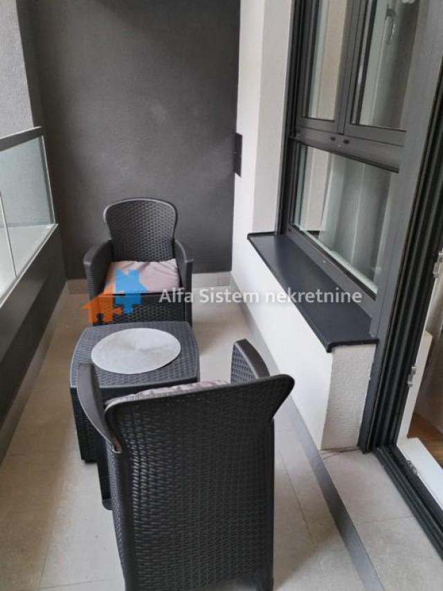 Izdavanje, Stan, Blok 65, West 65