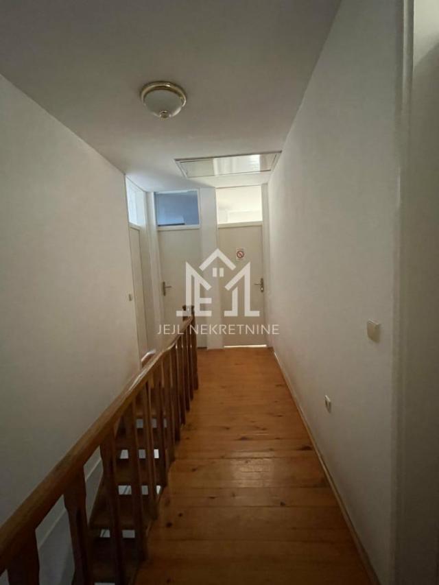 Izdaje se fantastična porodična kuća na Telepu – 320 m²
