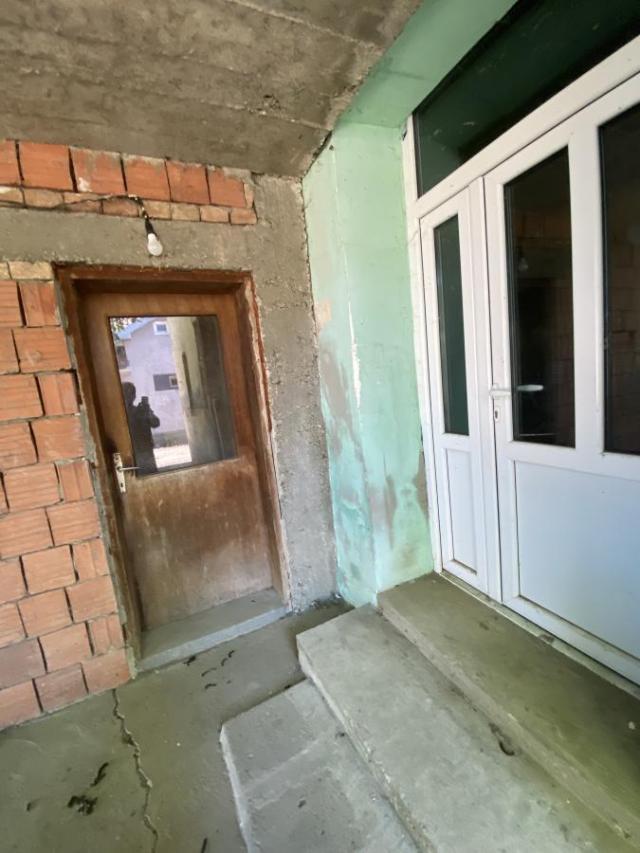 Uzdin salonska kuća na prodaju