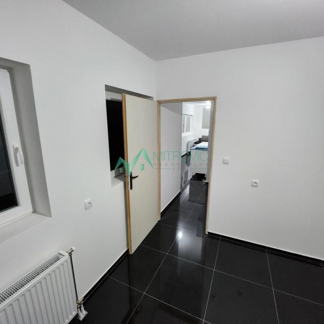 Izdavanje, Stan, 50m2 , Grbavica - Telep