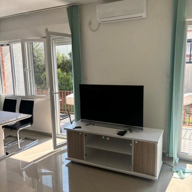Spacious two-bedroom apartment in Shushan, just 100 meters from the sea
