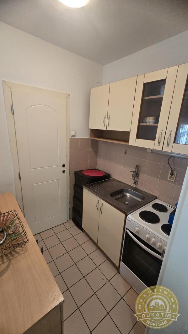 Jednoiposoban, 32 m², Grbavica